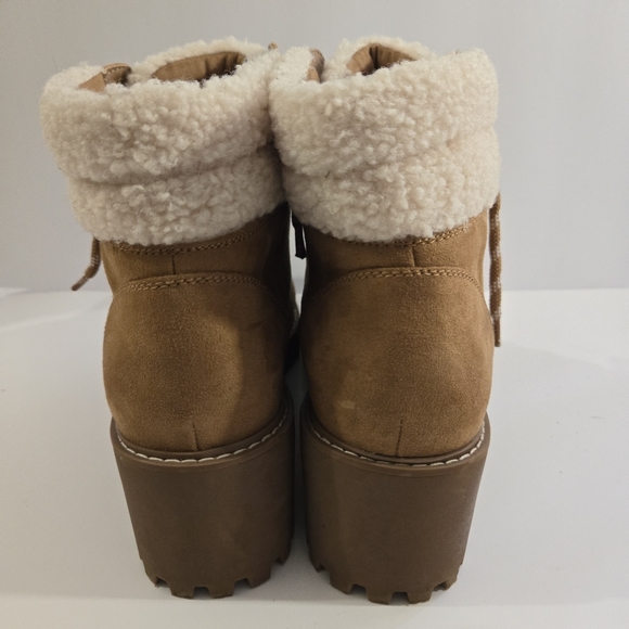 Universal Thread Leah Sherpa Hiker Boot 2.5" Block Heel Size 11 - Picture 3 of 7